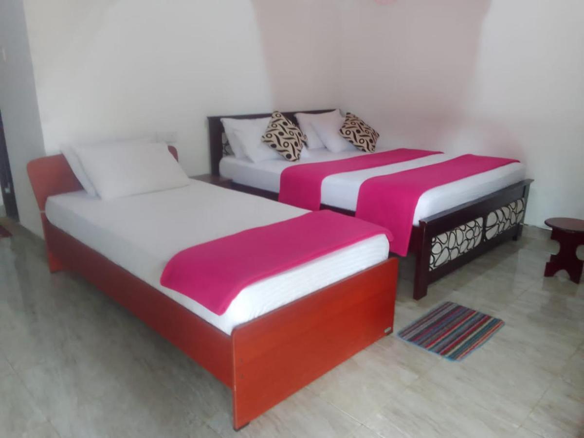 Silent Nest Bed & Breakfast Ella Bagian luar foto